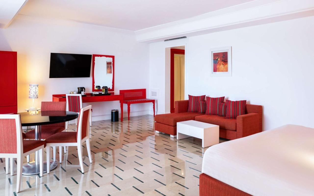 Radisson Blu Resort & Thalasso Al-Hammamat Bagian luar foto Suite
