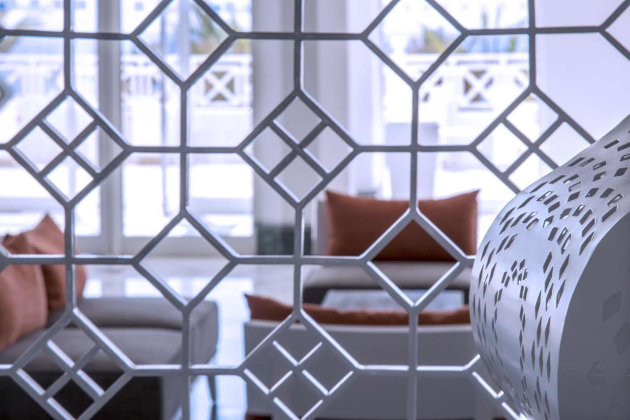 Radisson Blu Resort & Thalasso Al-Hammamat Bagian luar foto Laser cut metal